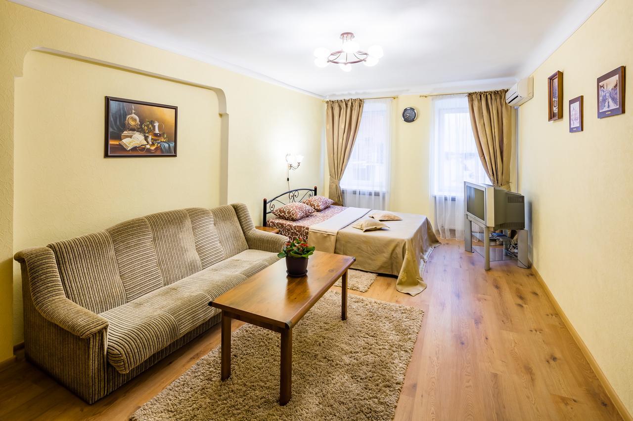 Apartment Krakivska 15 Lviv Buitenkant foto